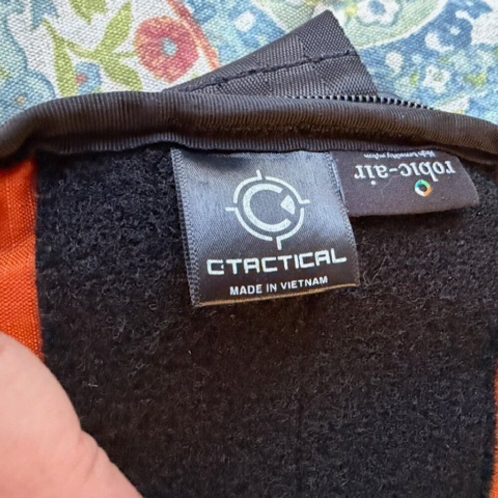 Chuyen CTactical CT5 Sling Bag in waxed canvas: gorgeous sling/crossbody - Picture 3 of 9